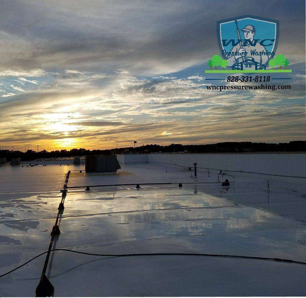 Membrane Roof Cleaning Header